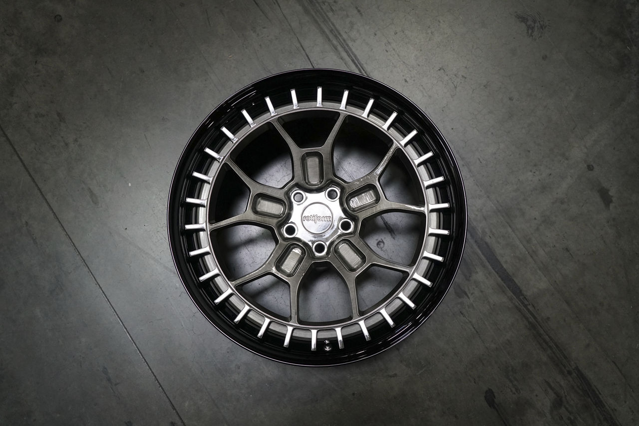 Rimo 9517980312 Mo951 Moto Metal Wheel - Gloss Black Machined&#44